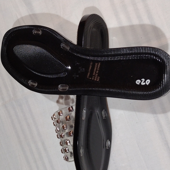 Steve MADDEN SZ 8 SLIDES FLATS SLIP ON DRESS SHOES SILVER GLITTER ACCENTS NWT - Picture 6 of 9